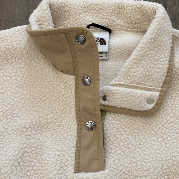 NEW The North Face Cragmont 1/4 Snap Fleece Pullover Size Medium - Picture 4 of 8